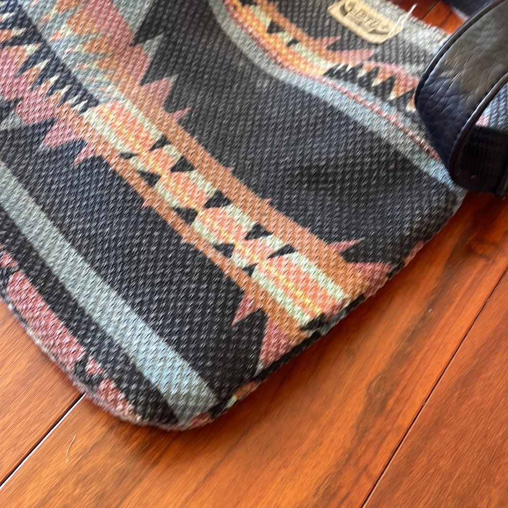 PISTIL HANDBAG - Picture 8 of 12